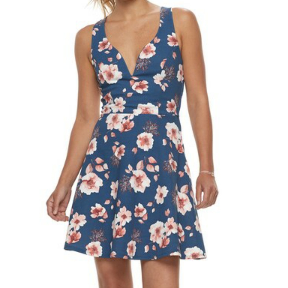 NWOT Trixxi Dress Blue Crisscross Back Floral